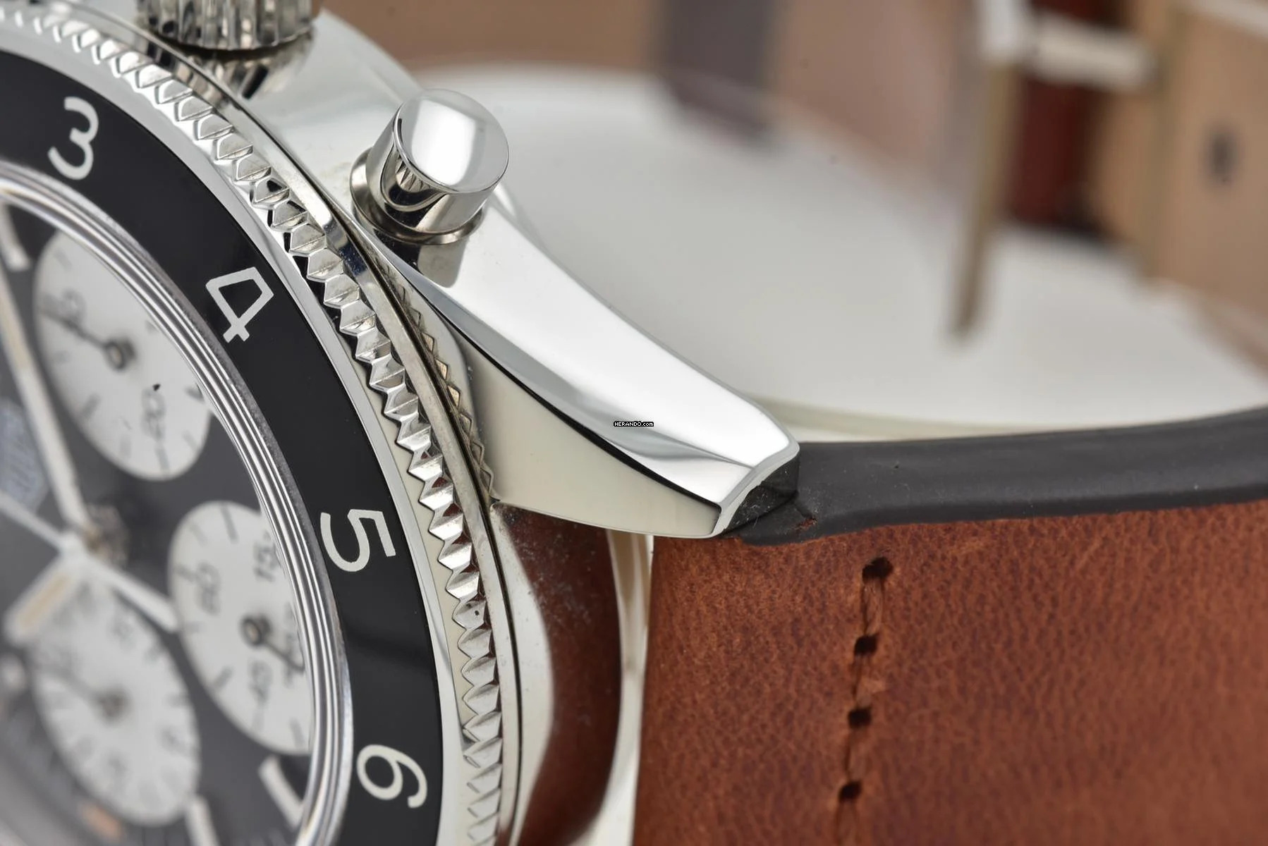 TAG Heuer Autavia Chronograph Calibre 02 CBE2110.FC8226