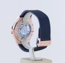 Thumbnail von Hublot Classic Fusion 18K Roségold King Gold Automatic black dial 38mm B+P