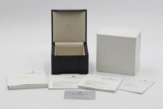 Thumbnail von Maurice Lacroix Les Classiques Stahl Quarz Ref. LC1048-SS002-110 B&P