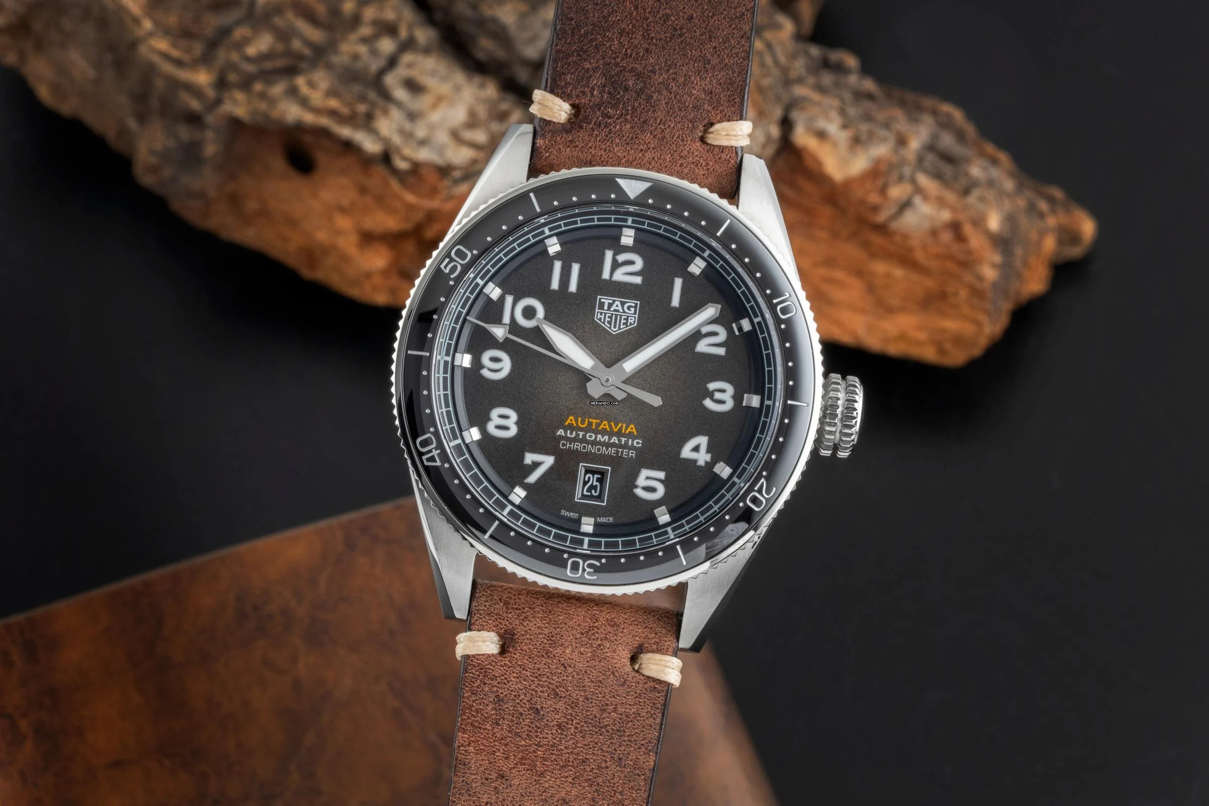 TAG Heuer Autavia Edelstahl Automatik Herrenuhr Ref. WBE5114.FC8266 B&P 2023