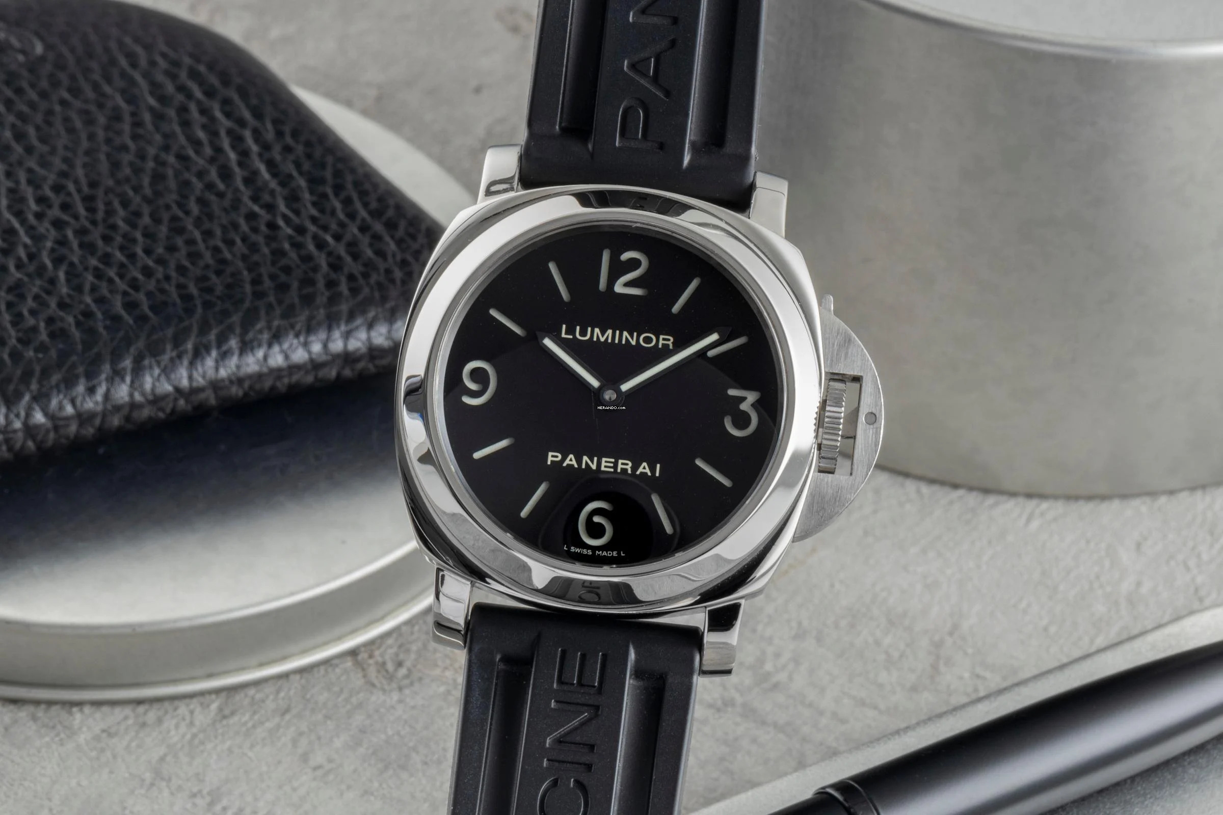 Panerai Luminor Base Handaufzug Edelstahl Herrenuhr Ref. PAM00112