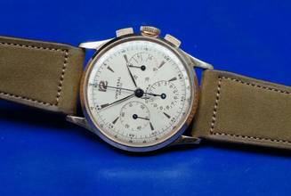 Thumbnail von Universal Genève Compax 18K PINK GOLD 1950'S COMPAX CHRONOGRAPH RARE VINTAGE