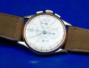 Thumbnail von Universal Genève Compax 18K PINK GOLD 1950'S COMPAX CHRONOGRAPH RARE VINTAGE