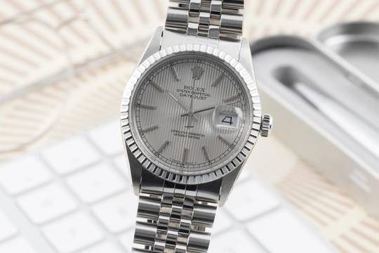 Rolex Datejust 36 Silver Tapestry Dial Edelstahl Automatik Herrenuhr Ref. 16030 