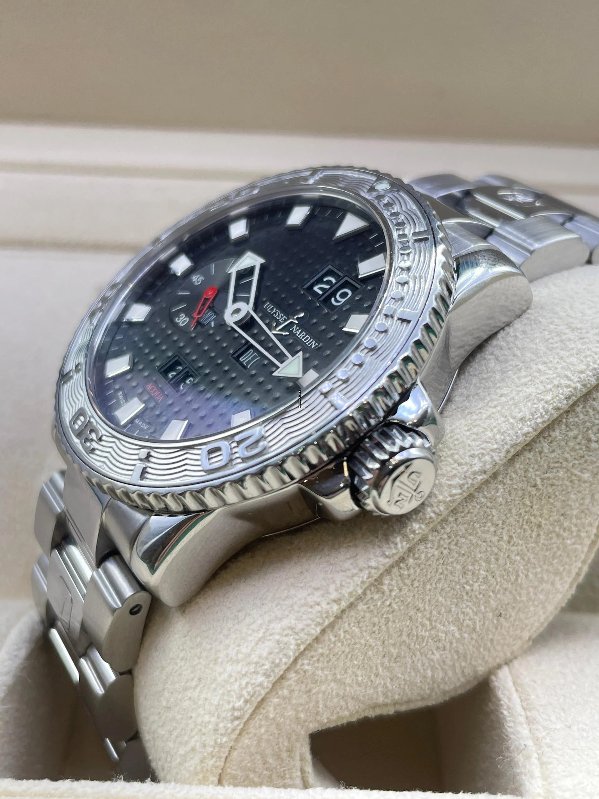 Ulysse Nardin Acqua Perpetual Marine Steel in Top Condition Perpetual Calendar 42.7mm Black D.