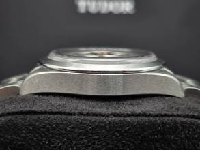 Thumbnail von Tudor Ranger M79950-0001 Steel Bracelet Unworn/New Condition Full Set 1/2026