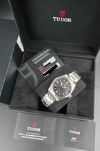 Thumbnail von Tudor Ranger M79950-0001 Steel Bracelet Unworn/New Condition Full Set 1/2026