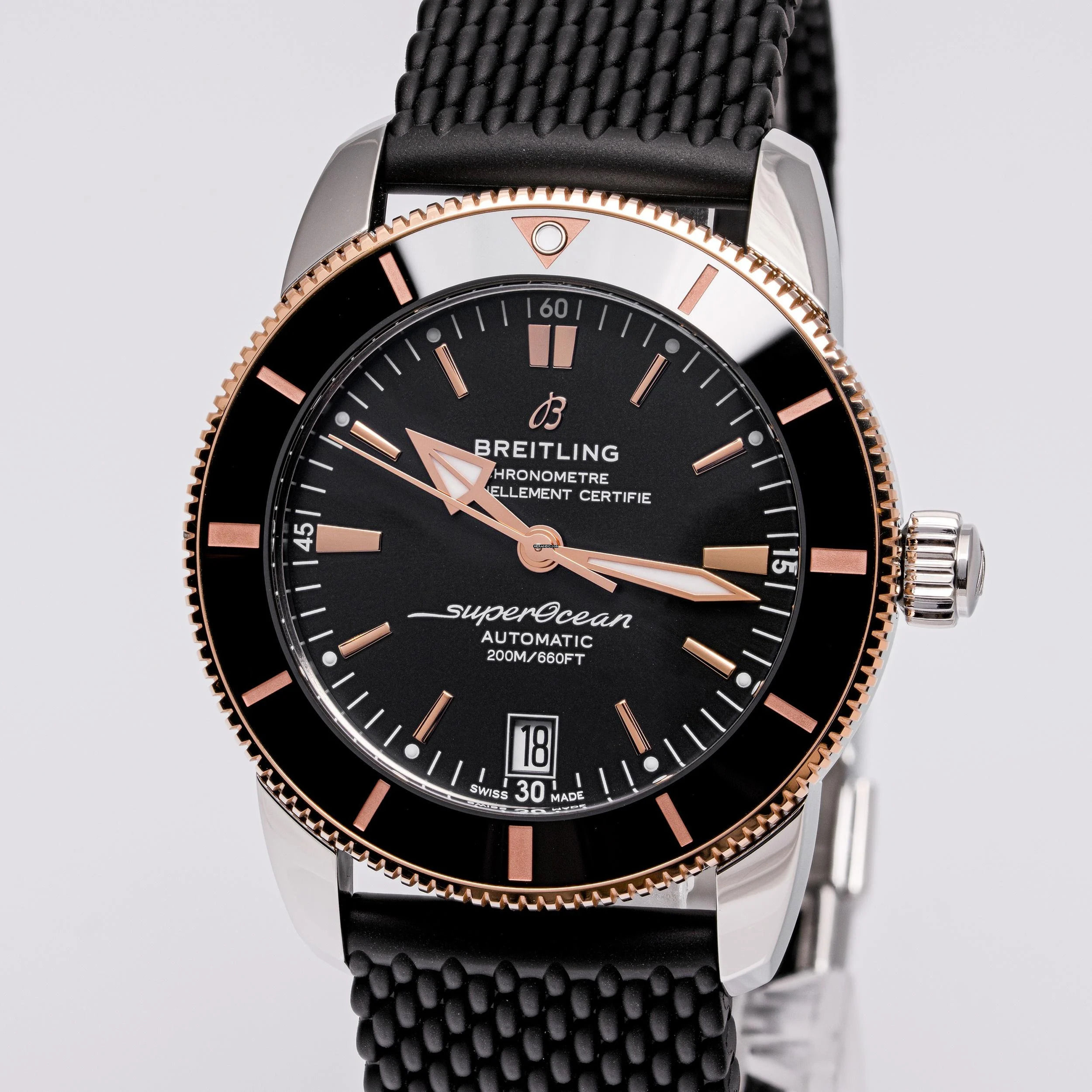 Breitling Superocean Heritage 42 Steel Gold – UB2010121B1S1 – NEW & Unworn – 04/2025 Full Set