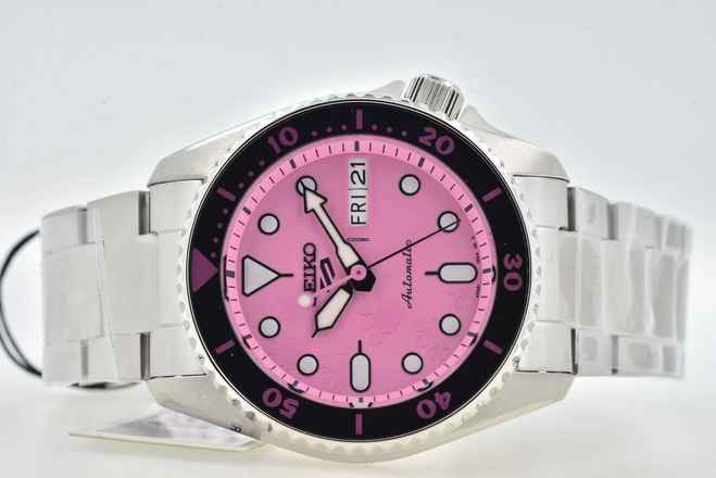  Seiko 5 X Pink Panther Limited Edition SRPM07K1 