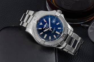 Thumbnail von Breitling Avenger Stahl Automatik Herrenuhr Ref. A17318101B1A1 Box & Papiere