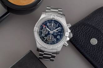 Thumbnail von Breitling Avenger Chronograph GMT 46 Herrenuhr Ref. A24315101B1X1 Box & Papiere