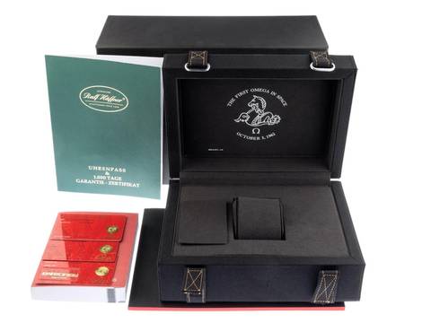  Omega Speedmaster First OMEGA in Space Ref.310.32.40.50.06.001 2025 Full Set Ungetragen Speedmaster First OMEGA in Space 
