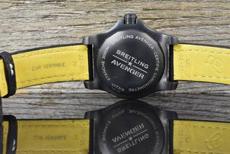 Thumbnail von Breitling Avenger Seawolf Night Mission 45MM Black Military Automatic 2024 Full Set