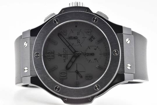  Hublot Big Bang All Black Chronograph 301.CX.134.RX Limited Edition 