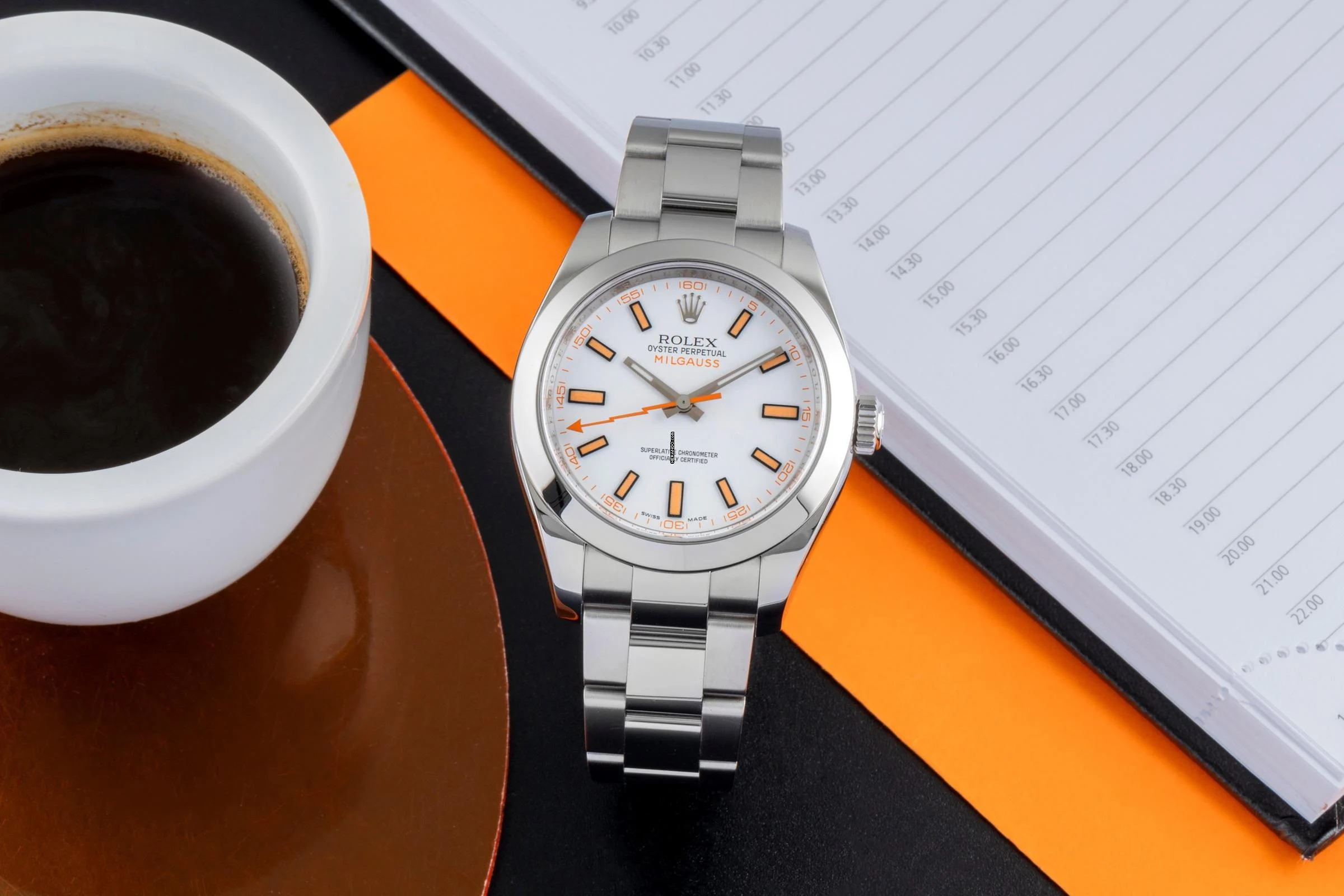 Rolex Milgauss White Dial Oyster Edelstahl Automatik Ref. 116400 Papiere 2010