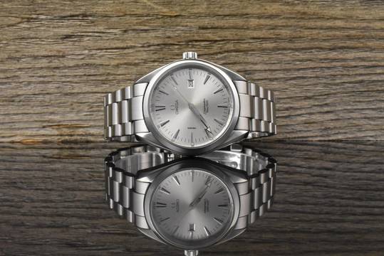  Omega Seamaster Aqua Terra 2517.30 Quarz 39MM Silver Dial Vintage 2005 