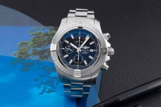 Thumbnail von Breitling Super Avenger Chronograph Automatik Stahl Ref. A13375