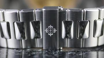 Thumbnail von Patek Philippe Nautilus Steel - Blue New Calibre - like New - Fullset - 2020