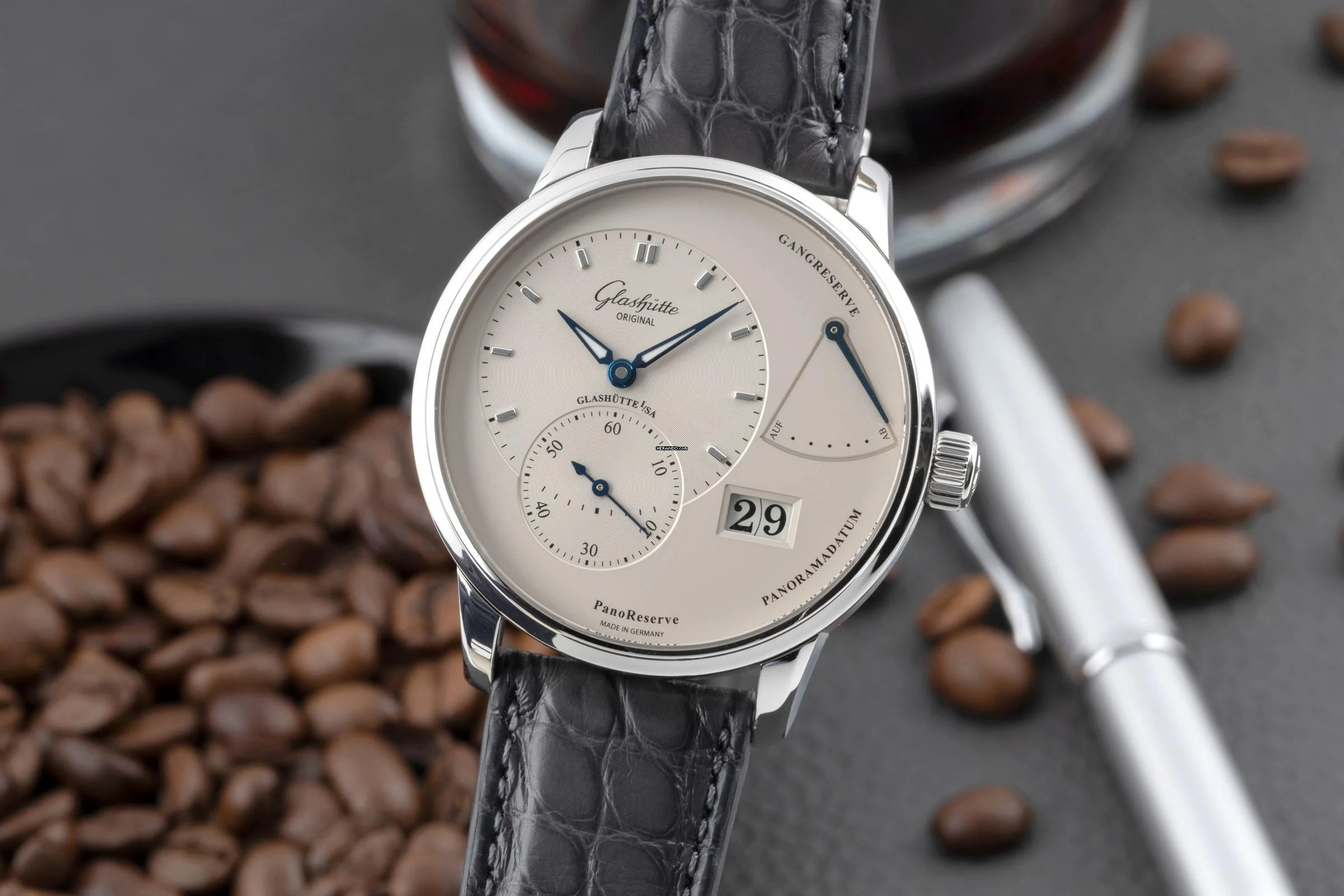 Glashütte Original PanoReserve Handaufzug Ref. 1-65-01-22-12-04