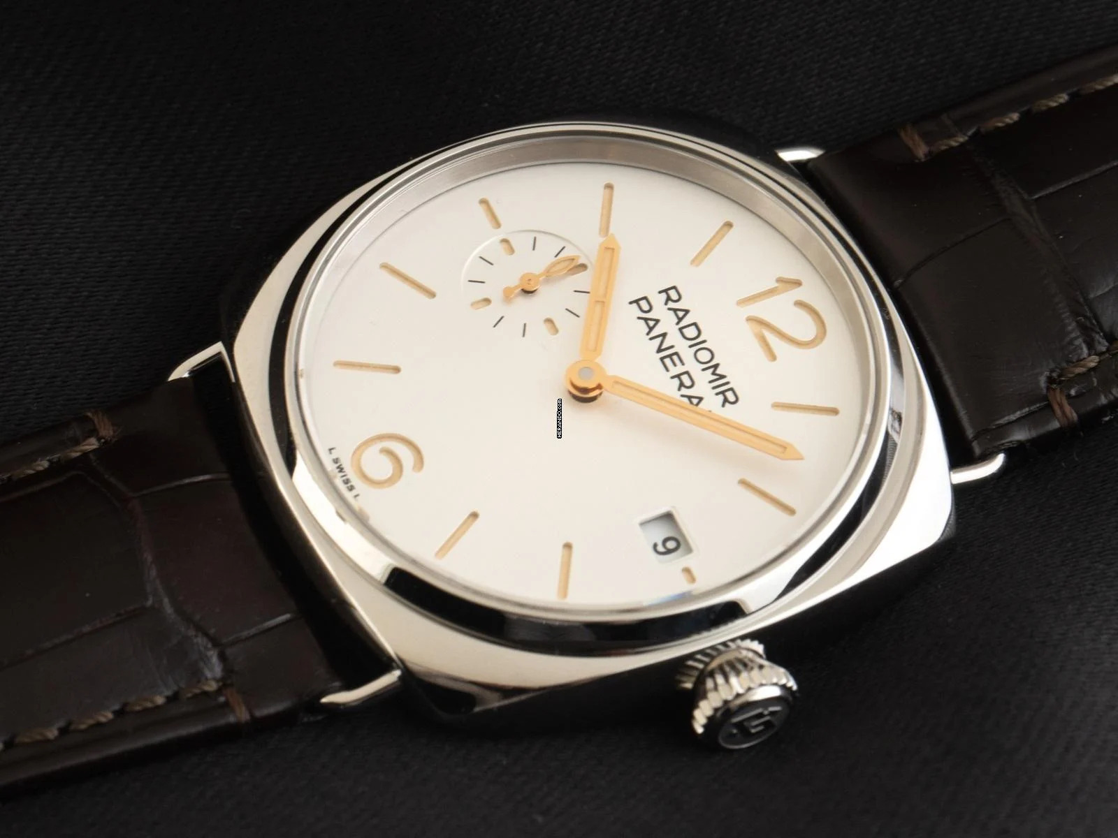 Panerai Radiomir Quaranta Ref.PAM01570 2026 Full Set Ungetragen Radiomir Quaranta