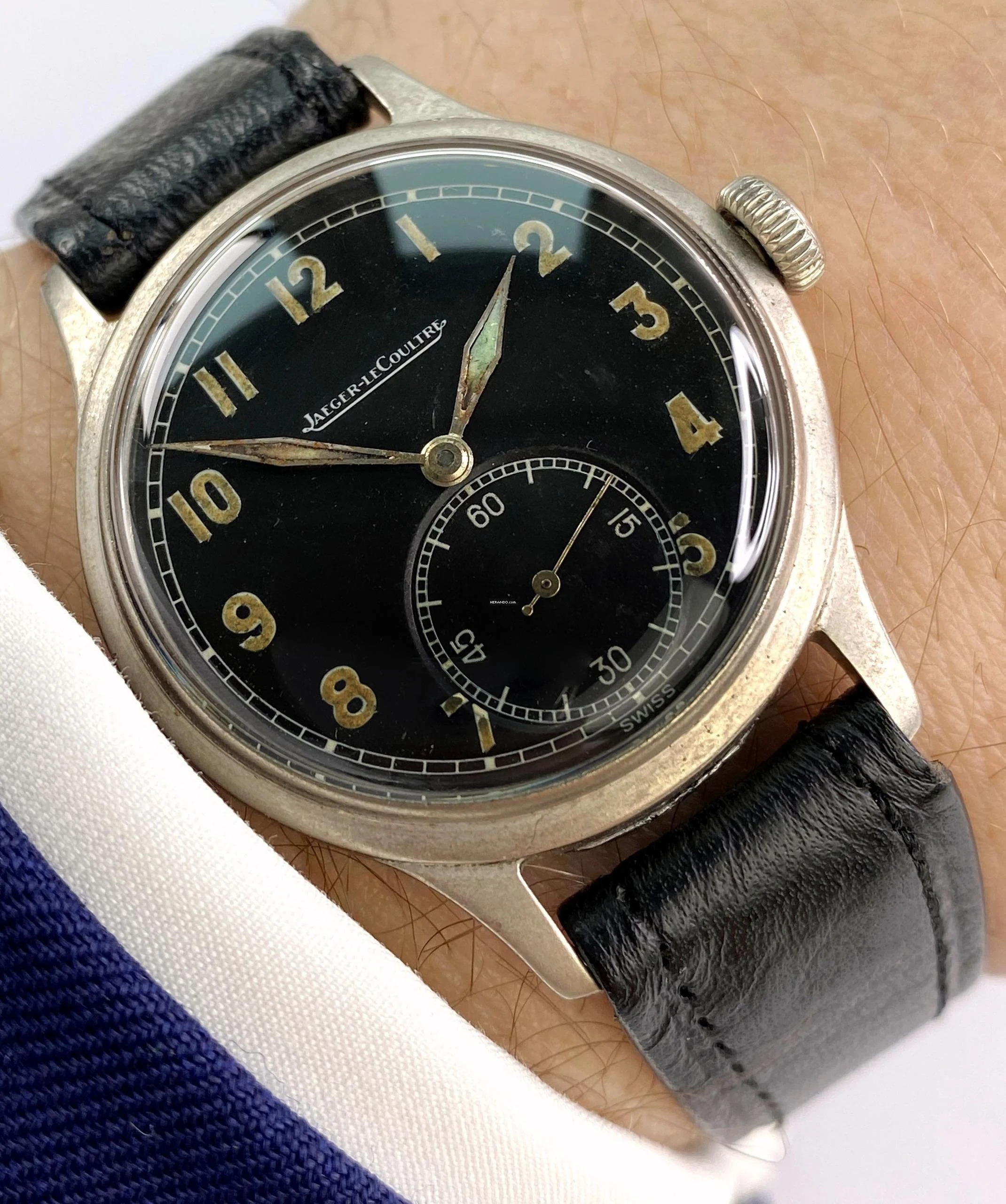 Jaeger-LeCoultre Serviced (420e) Military Black Gilt Dial WW2 WK2