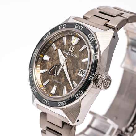  Grand Seiko Sport Collection Titan – SBGA403 – NEW – 08/2019 Full Set 