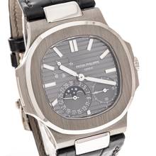 Thumbnail von Patek Philippe Nautilus Whitegold Moonphase – 5712G-001 – like NEW – 2019 Full Set