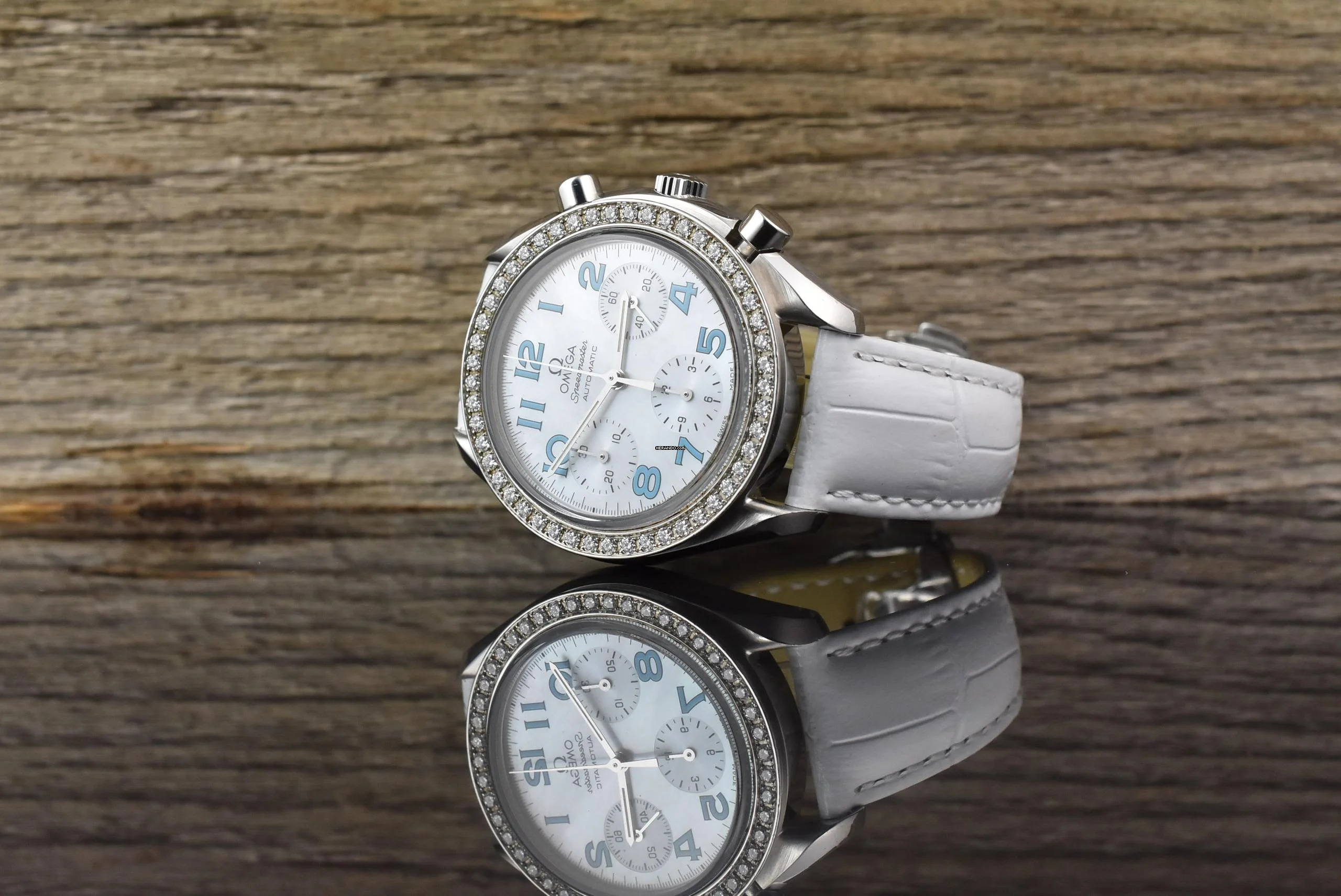 Omega Speedmaster Reduced Diamond Bezel / Mother of Pearl Dial Automatik - Full Set