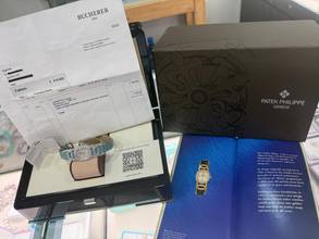 Thumbnail von Patek Philippe Ellipse d'Or Ladies Golden Ellipse New Old Stock Never Used!