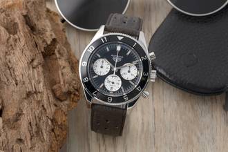Thumbnail von TAG Heuer Autavia Heritage Chronograph Automatik Ref. CBE2110.FC8226 B&P 2021