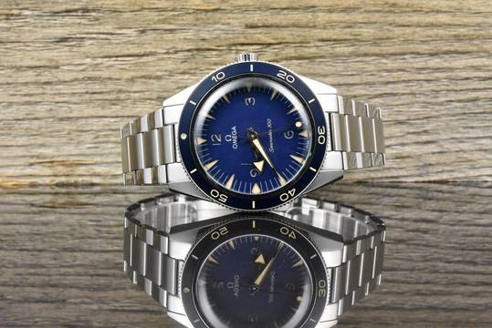 Omega Seamaster 300 Co-Axial Master Chronometer MINT / NEUWERTIG - NAVY BLUE - 2024 