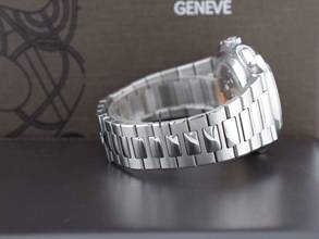 Thumbnail von Patek Philippe Nautilus 5990/1a-001 2015 - Full Set Ita