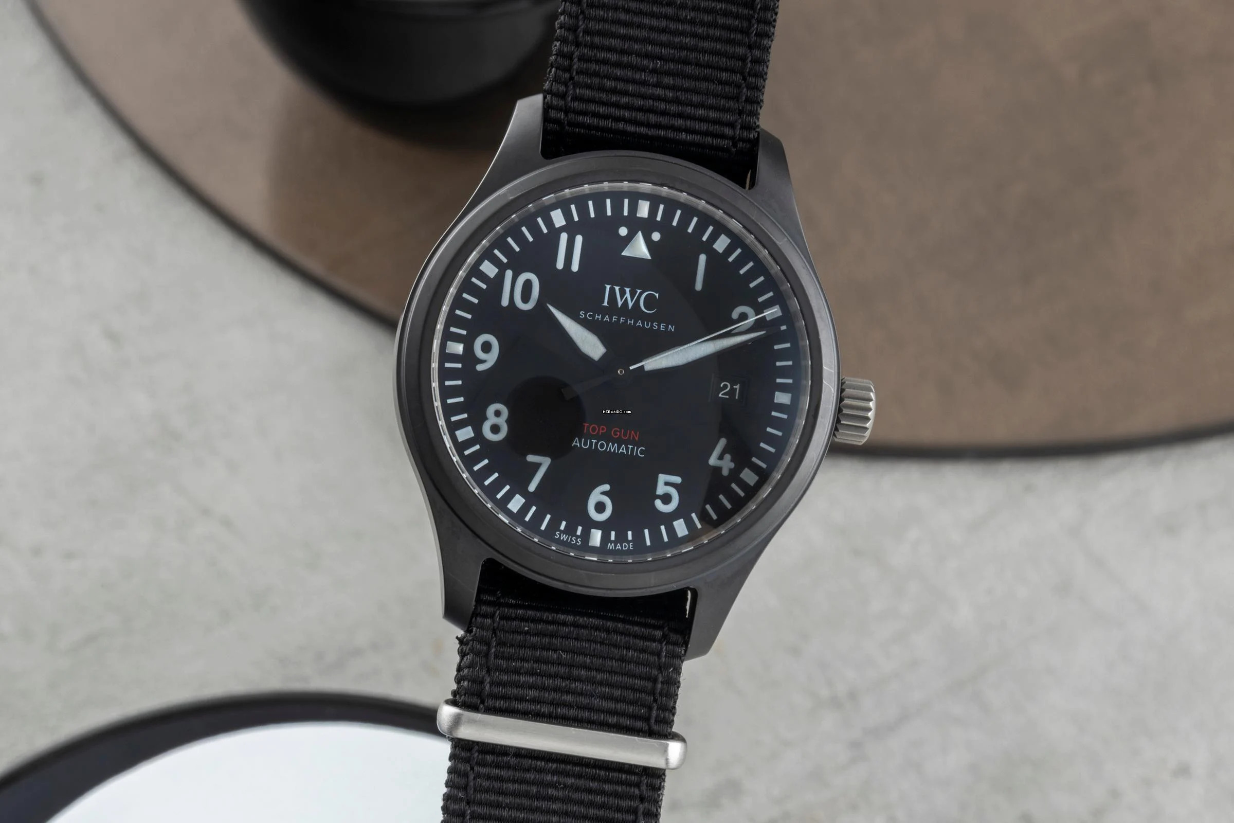 IWC Fliegeruhr Pilot Top Gun Keramik / Titan Automatik Herrenuhr Ref. IW326901 B&P 2020