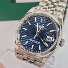 Thumbnail von Rolex Datejust 36 Motif Blue Dial Jubilee Automático Completo