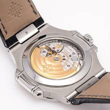 Thumbnail von Patek Philippe Nautilus Annual Calendar – 5726A-001 – like NEW – 12/2012 Full Set