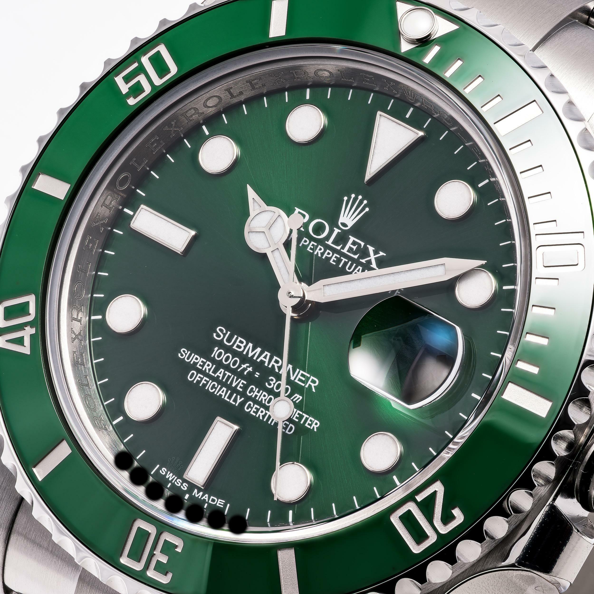 Rolex Submariner Date 40 Hulk – 116610LV – NEW & Unworn – 12/2010 Full Set Lc100