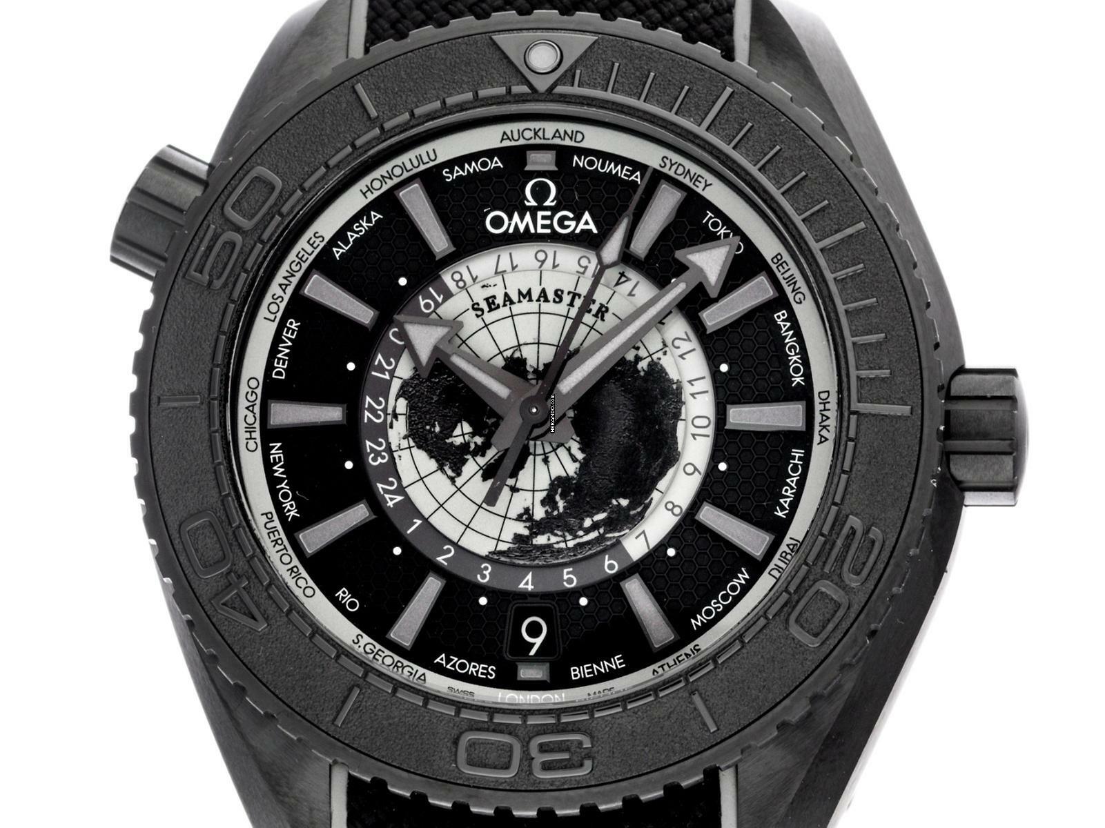 Omega Seamaster Planet Ocean Worldtimer 600M Ref.215.92.46.22.01.007 2026 Full Set Ungetragen Seamaster Planet Ocean 600M Deep Black Worldtimer Keramic Kautschuk Faltschließe