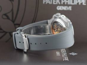 Thumbnail von Patek Philippe Nautilus 5726a-001 Like New 2014 - Full Set