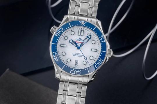  Omega Seamaster Diver 300 M Tokyo 2020 Stahl Automatik Ref 522.30.42.20.04.001 B&P 