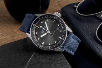 Thumbnail von Blancpain Fifty Fathoms Bathyscaphe Stahl Automatik Ref. 5000-1110-B52A Papiere
