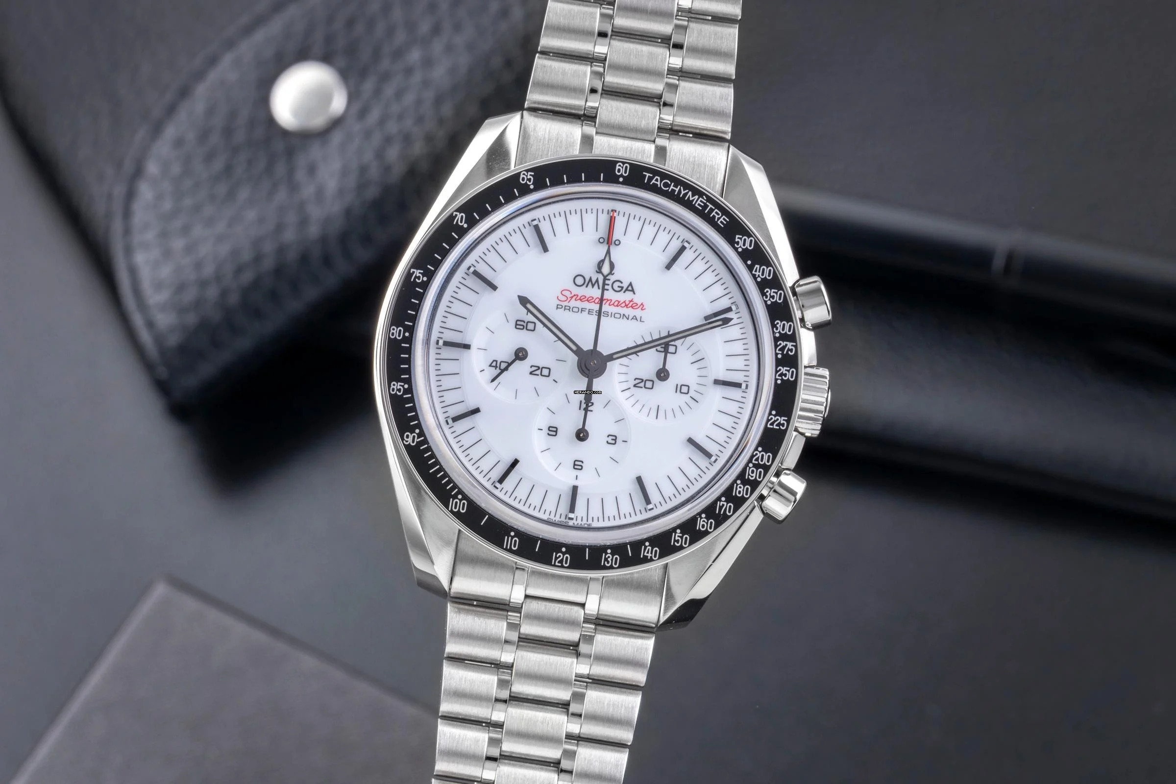 Omega Speedmaster Professional Moonwatch Chronograph Stahl Ref. 310.30.42.50.04.001 B&P