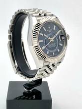 Thumbnail von Rolex Sky-Dweller Blue dial Jubilee Full Set 2020
