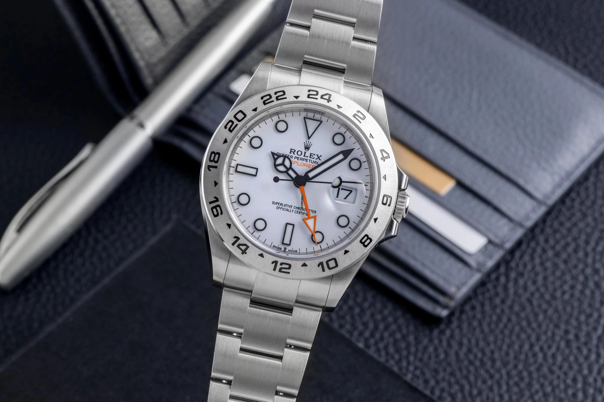 Rolex Explorer II Automatik Edelstahl Herrenuhr Ref. 226570 Box & Papiere 2022