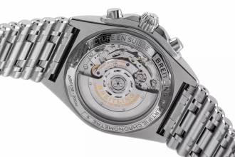 Thumbnail von Breitling Chronomat 42 B01 42 Chronograph Automatik Ref. AB0134101C1A1 B&P 2021