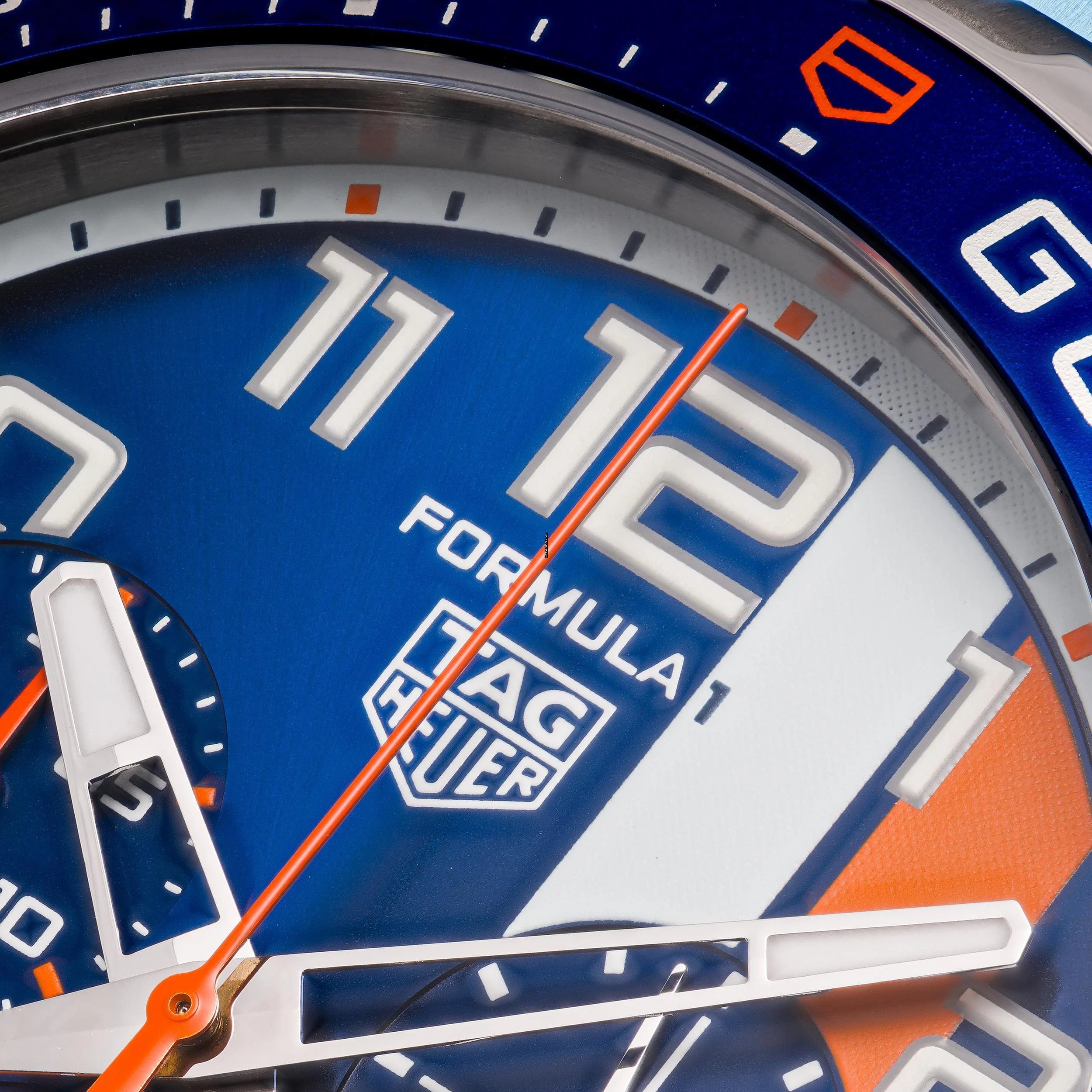 TAG Heuer Formula 1 Quarz X Gulf 43 – CAZ101AT.BA0842– NEW & Unworn – 01/2026 Full Set