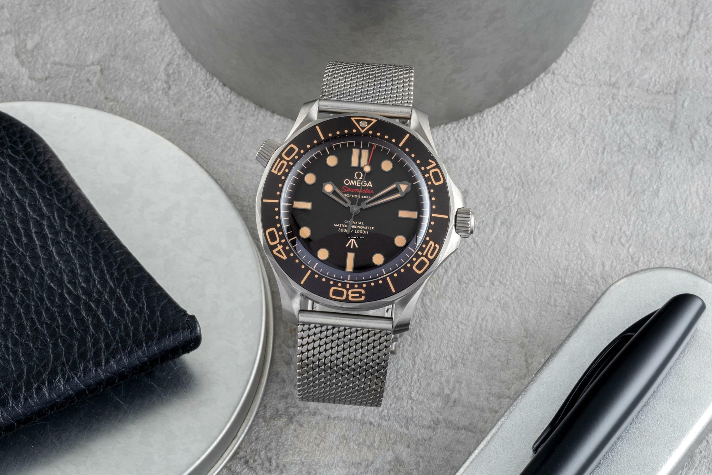 Omega Seamaster Diver 300 M James Bond 007 Titan Automatik 210.90.42.20.01.001