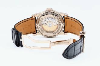 Thumbnail von Роджер Дубуи Оммаж Перпетуальный календарь в белом золоте 18K с циферблатом MOP - Документы службы RD - HO43 1439 0