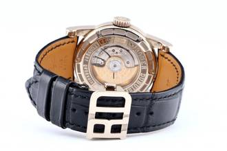 Thumbnail von Роджер Дубуи Оммаж Перпетуальный календарь в белом золоте 18K с циферблатом MOP - Документы службы RD - HO43 1439 0