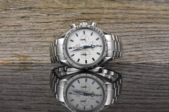  Omega Speedmaster Broad Arrow 3551.20.00 Creme Dial 