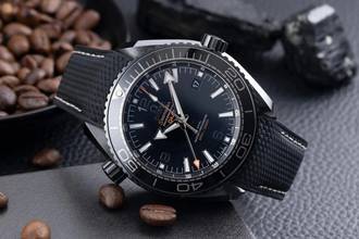 Thumbnail von Omega Seamaster Planet Ocean GMT 'Deep Black' Keramik Ref. 215.92.46.22.01.001 B&P 2021